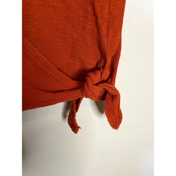 Hutch - Picture 3 of 6